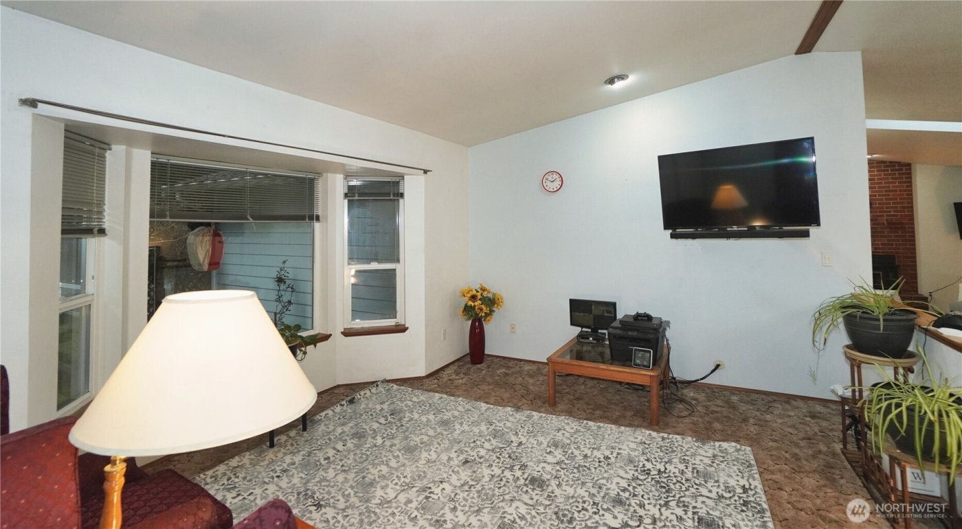 26918 262nd Avenue SE, Ravensdale, WA 98051