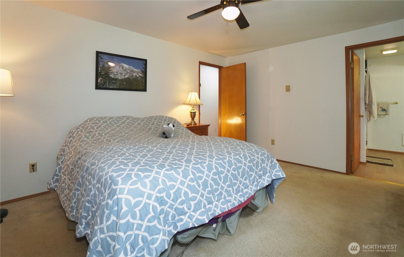 26918 262nd Avenue SE, Ravensdale, WA 98051