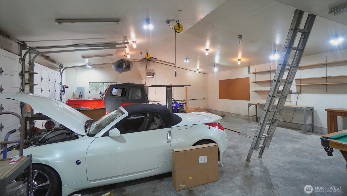 26918 262nd Avenue SE, Ravensdale, WA 98051