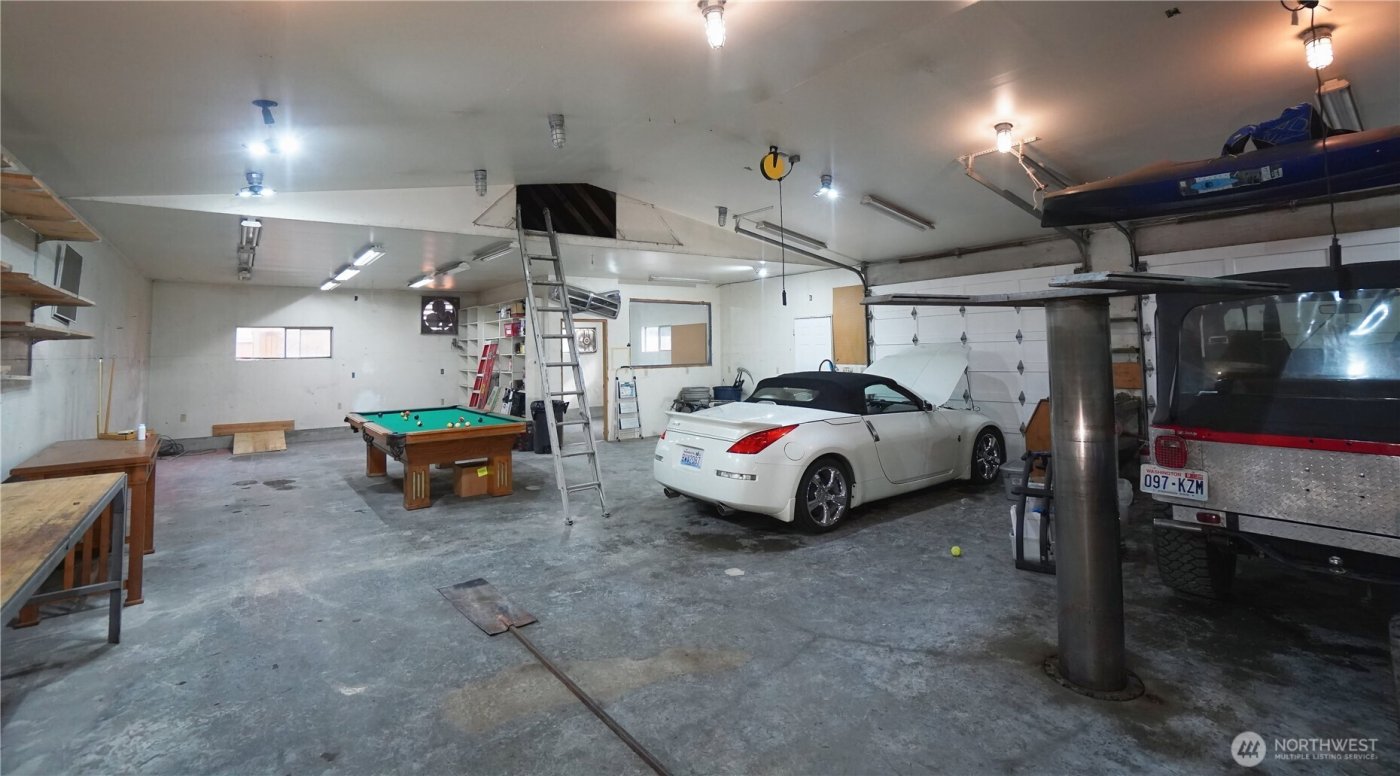 26918 262nd Avenue SE, Ravensdale, WA 98051