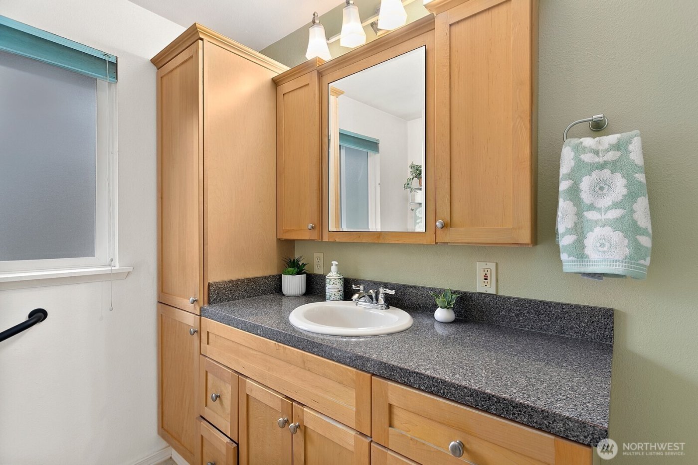 2504 S 365th Place , Federal Way, WA 98003