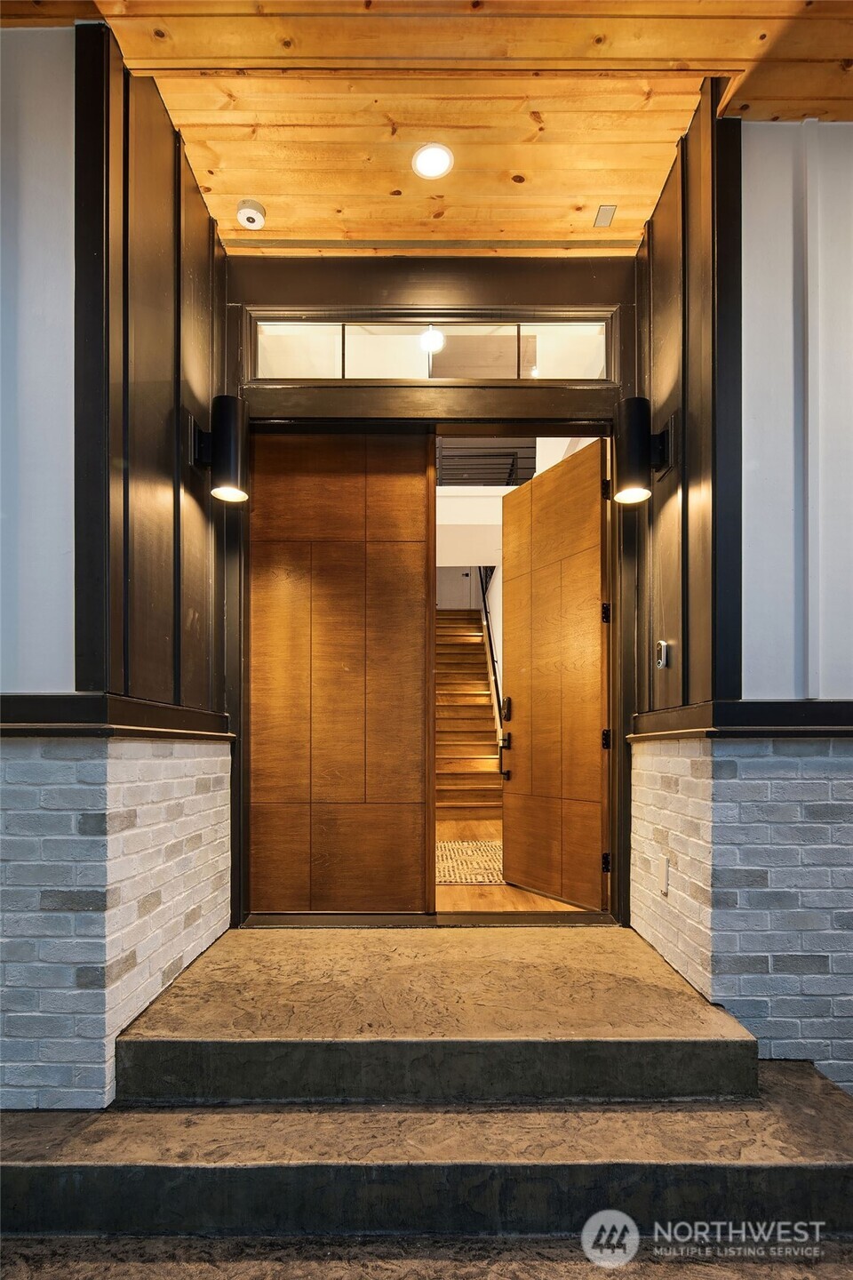 16902 141st Place NE, Woodinville, WA 98072