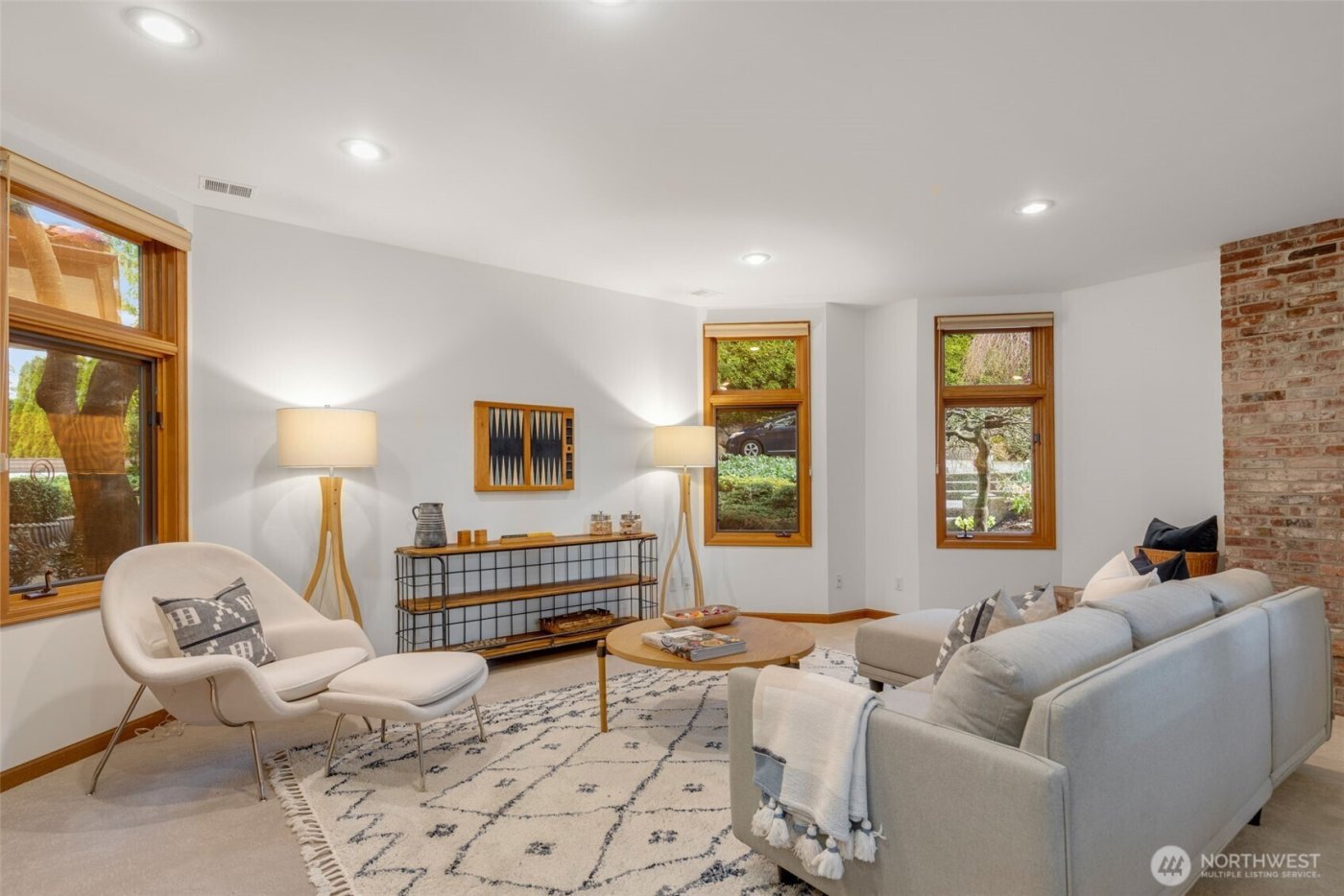 5601 43rd Avenue W, Seattle, WA 98199