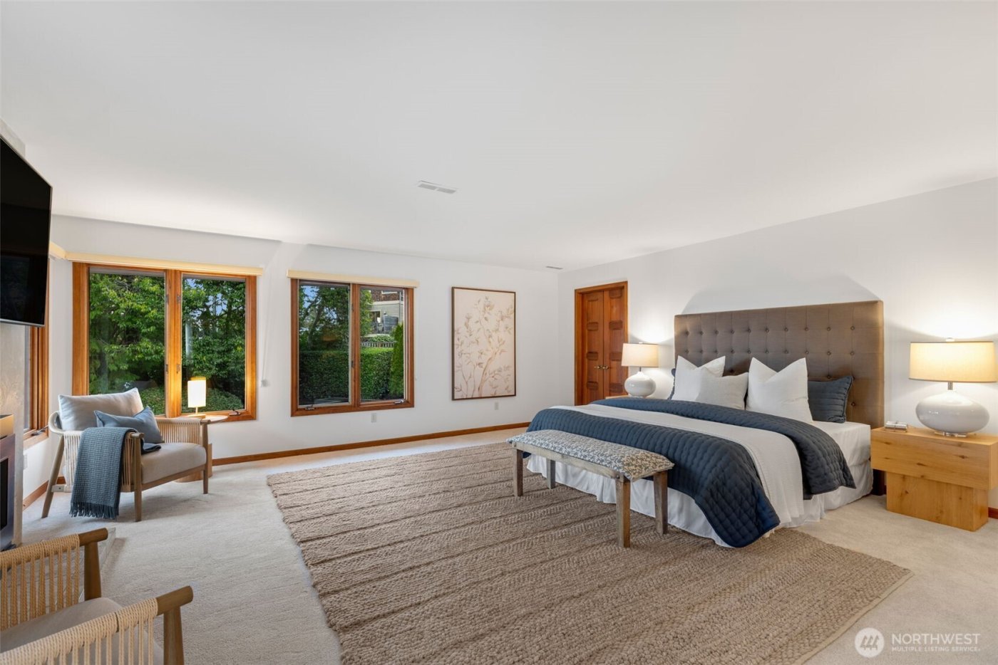 5601 43rd Avenue W, Seattle, WA 98199