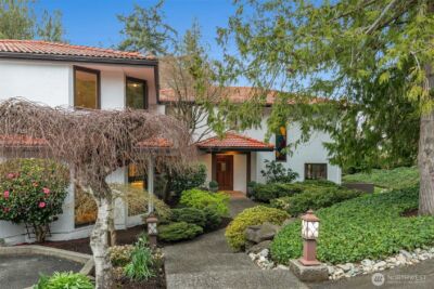 5601 43rd Avenue W, Seattle, WA 98199 - Photo 2