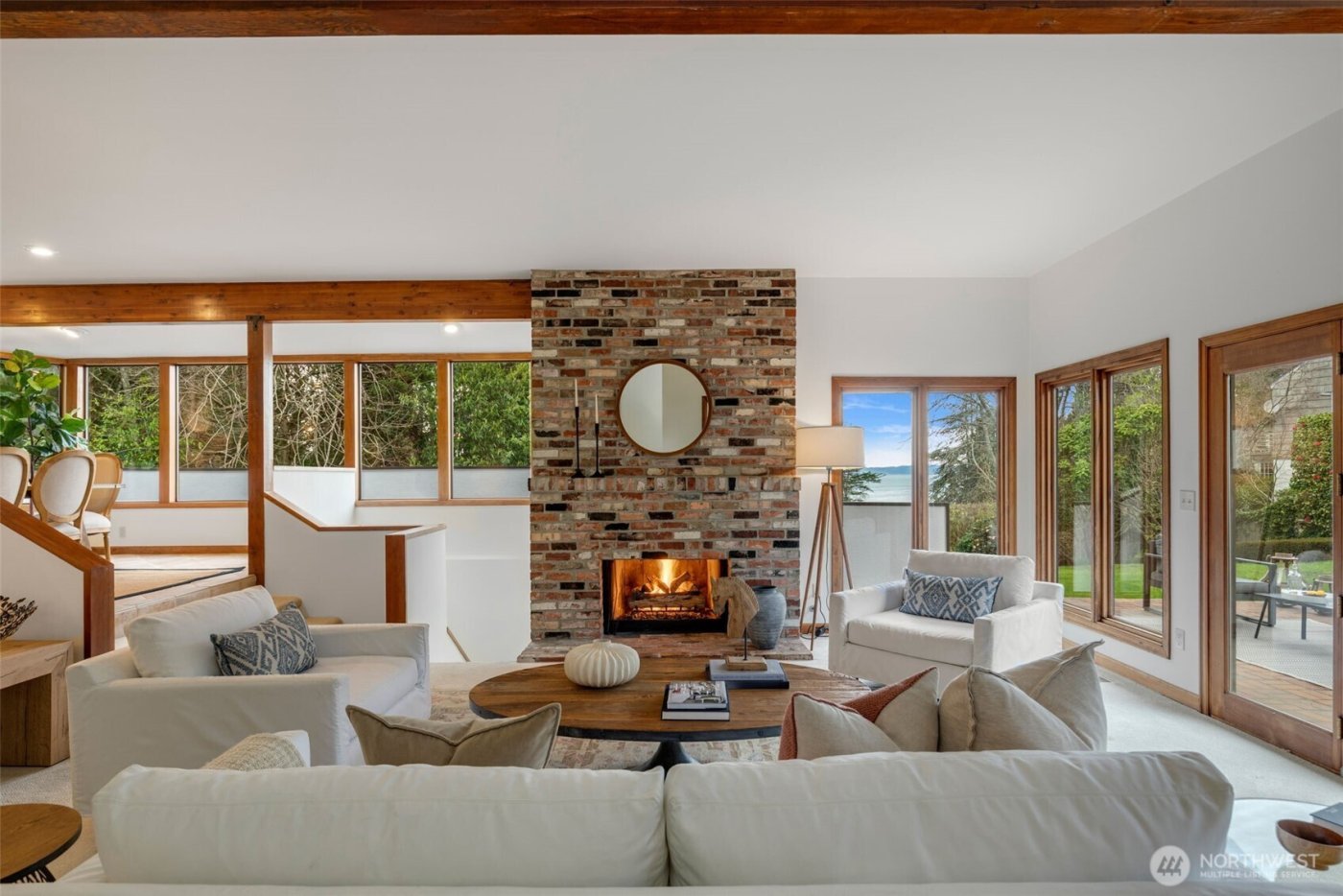 5601 43rd Avenue W, Seattle, WA 98199