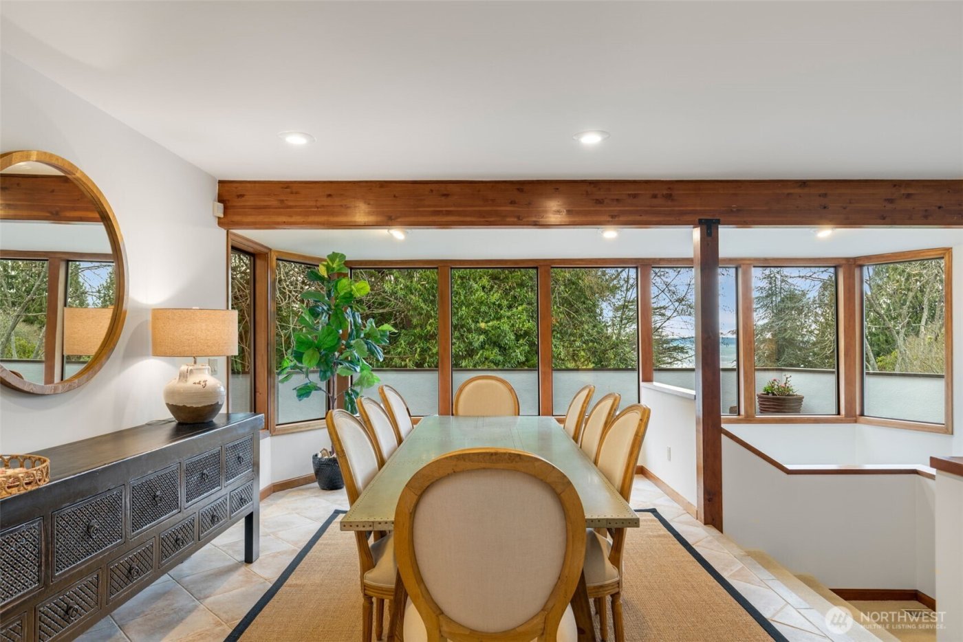 5601 43rd Avenue W, Seattle, WA 98199