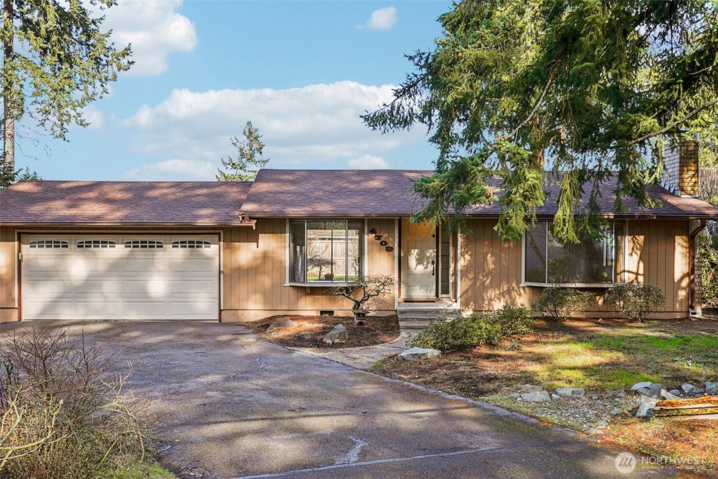 4708 Grandview Drive W, Tacoma, WA 98466