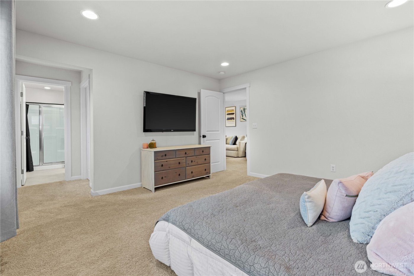 5531 Douglas Avenue SE, Auburn, WA 98092