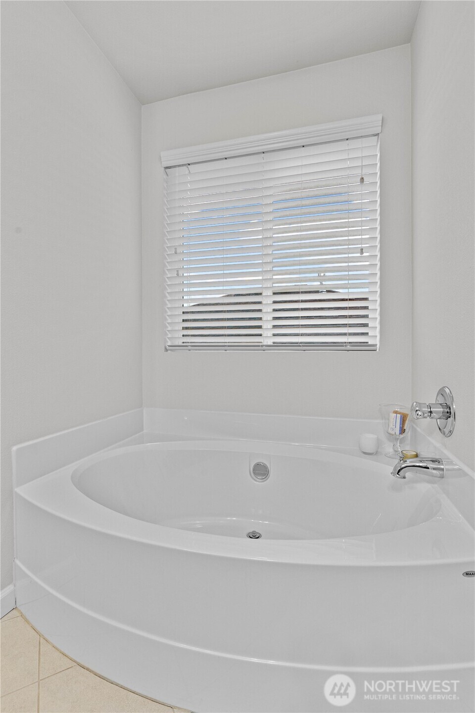 5531 Douglas Avenue SE, Auburn, WA 98092