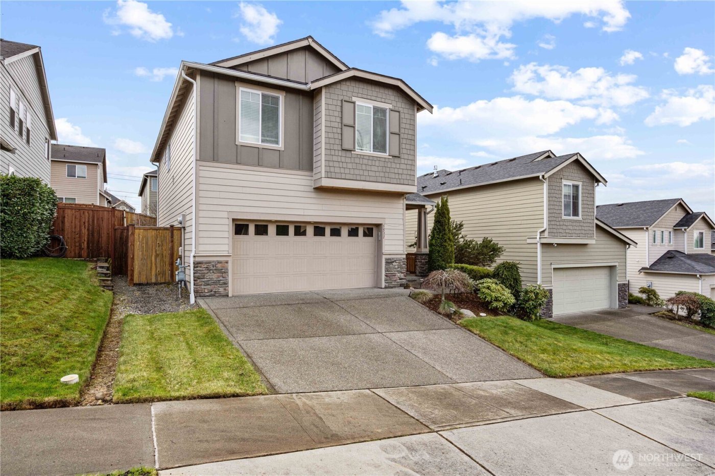 5531 Douglas Avenue SE, Auburn, WA 98092