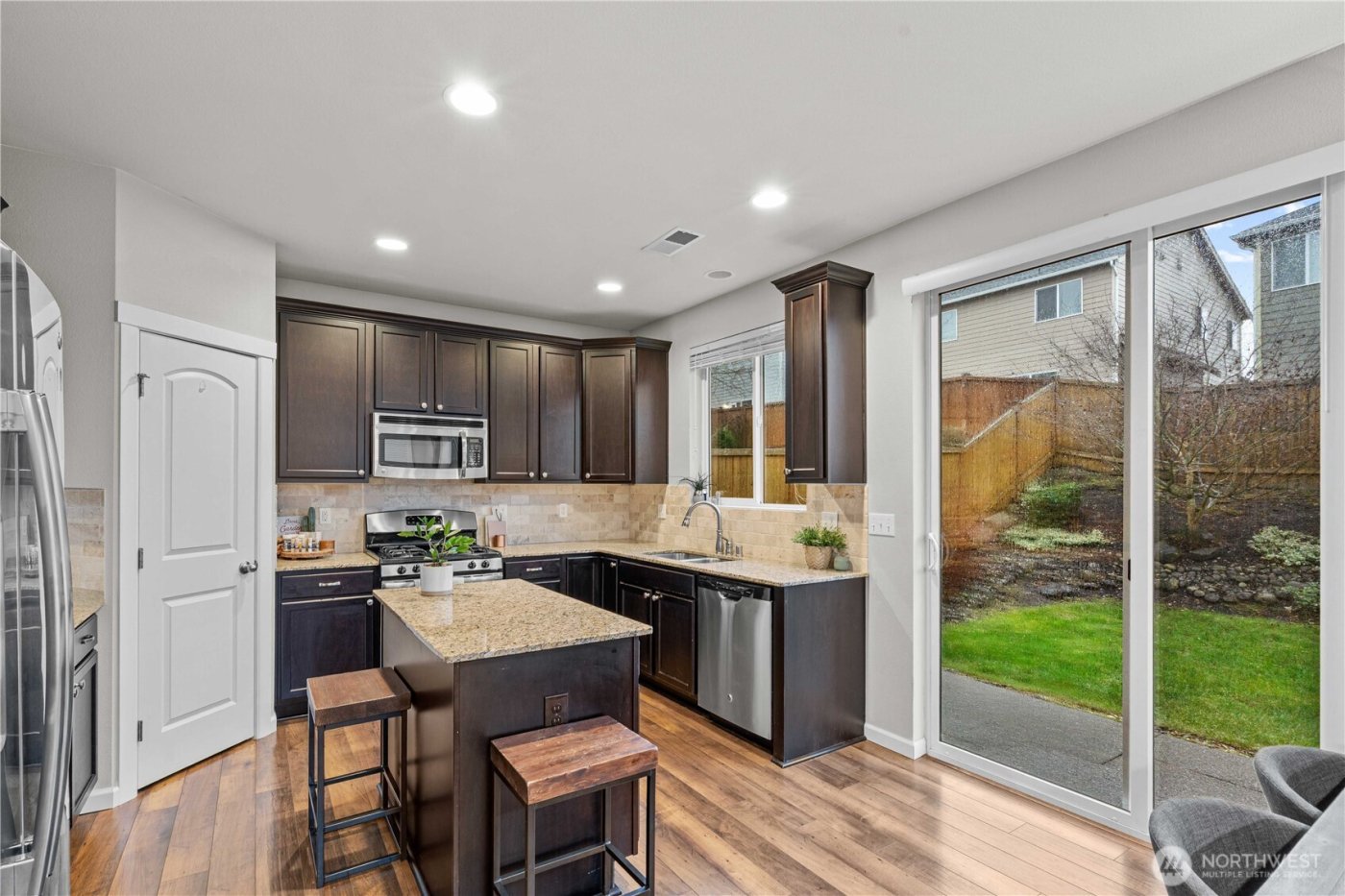 5531 Douglas Avenue SE, Auburn, WA 98092