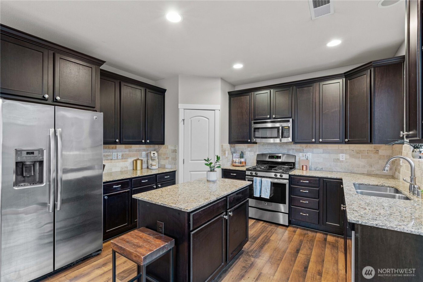 5531 Douglas Avenue SE, Auburn, WA 98092