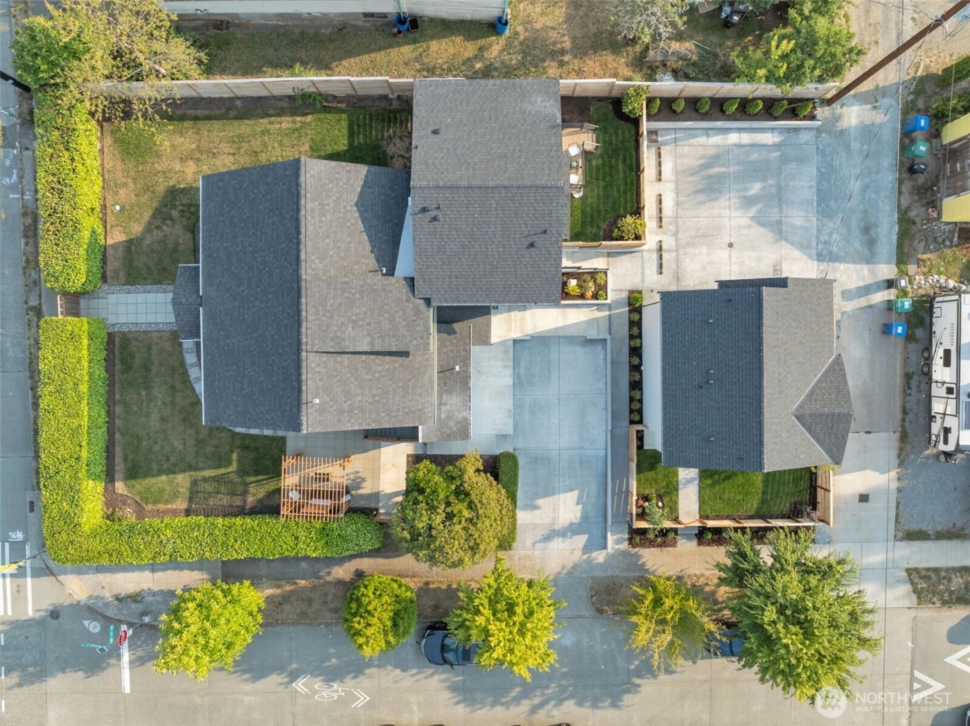 1603 SW Kenyon Street , Seattle, WA 98106