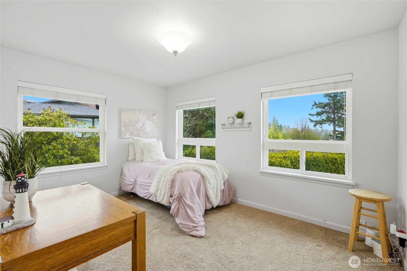 456 View Ridge Drive , Everett, WA 98203