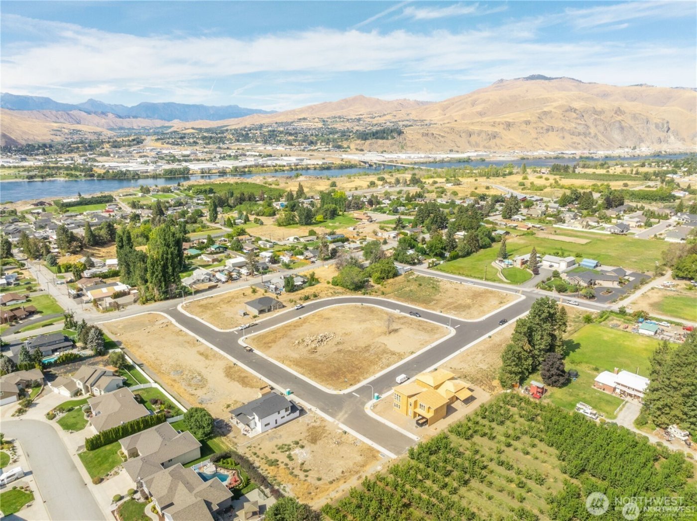 134 Chadwick (Lot6) Place NW, East Wenatchee, WA 98802