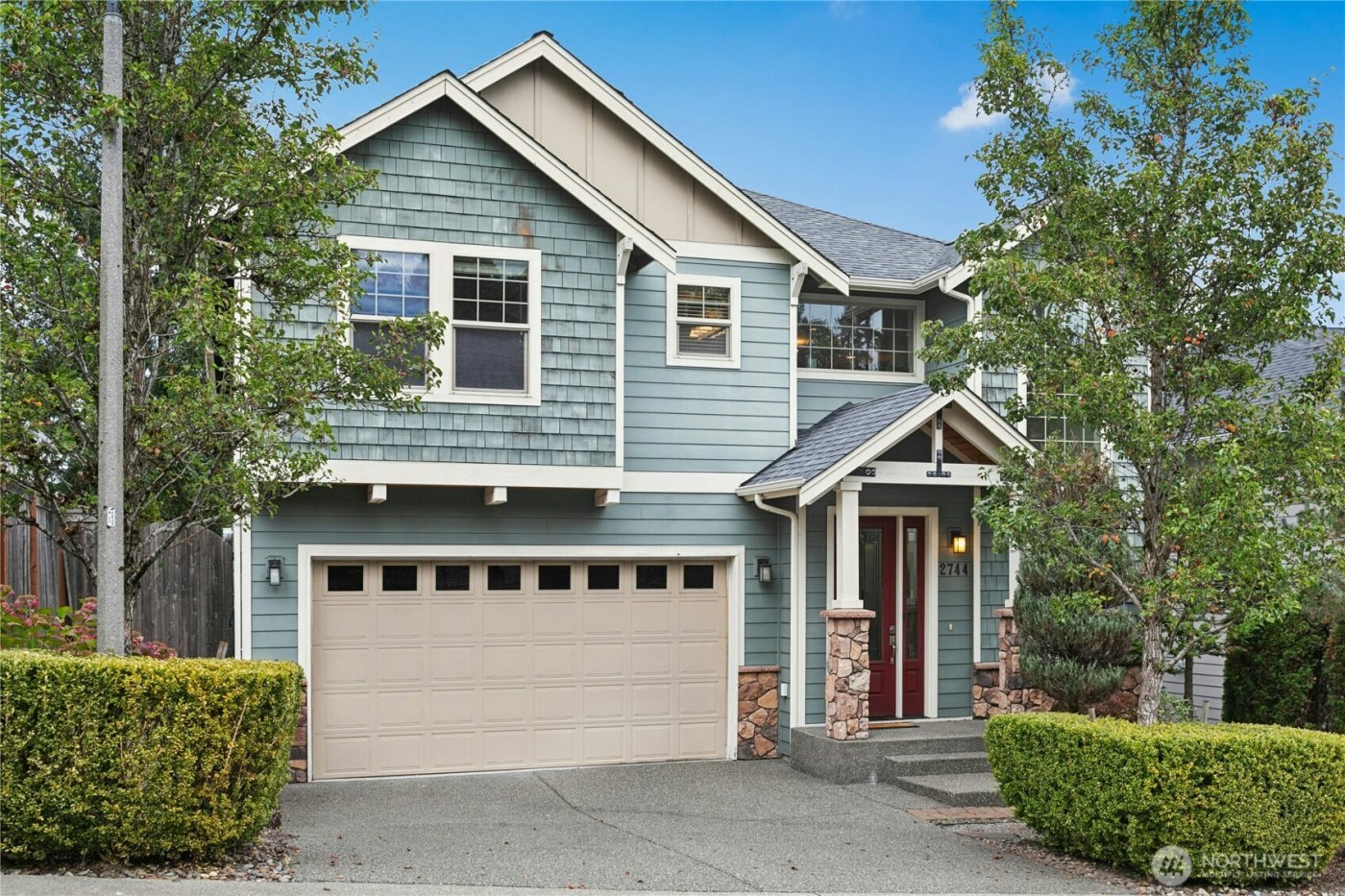 2744 NW Pine Cone Place , Issaquah, WA 98027