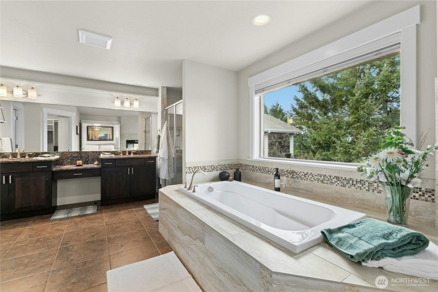 2744 NW Pine Cone Place , Issaquah, WA 98027