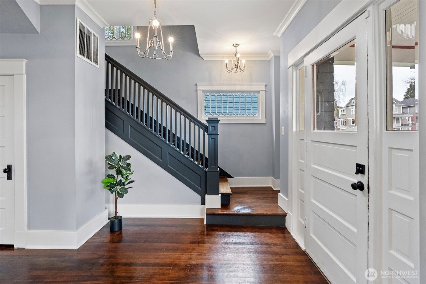 620 N Ainsworth Avenue , Tacoma, WA 98403