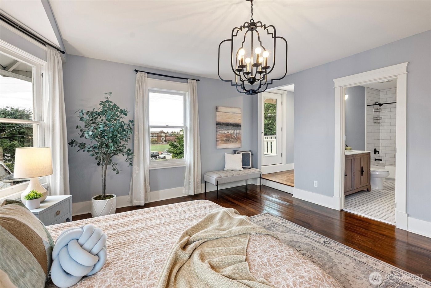 620 N Ainsworth Avenue , Tacoma, WA 98403