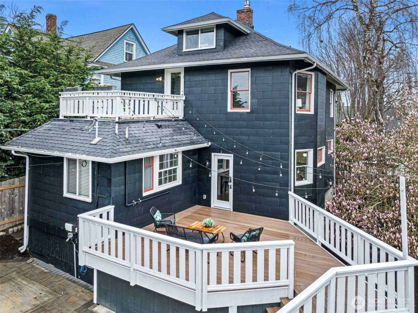 620 N Ainsworth Avenue , Tacoma, WA 98403