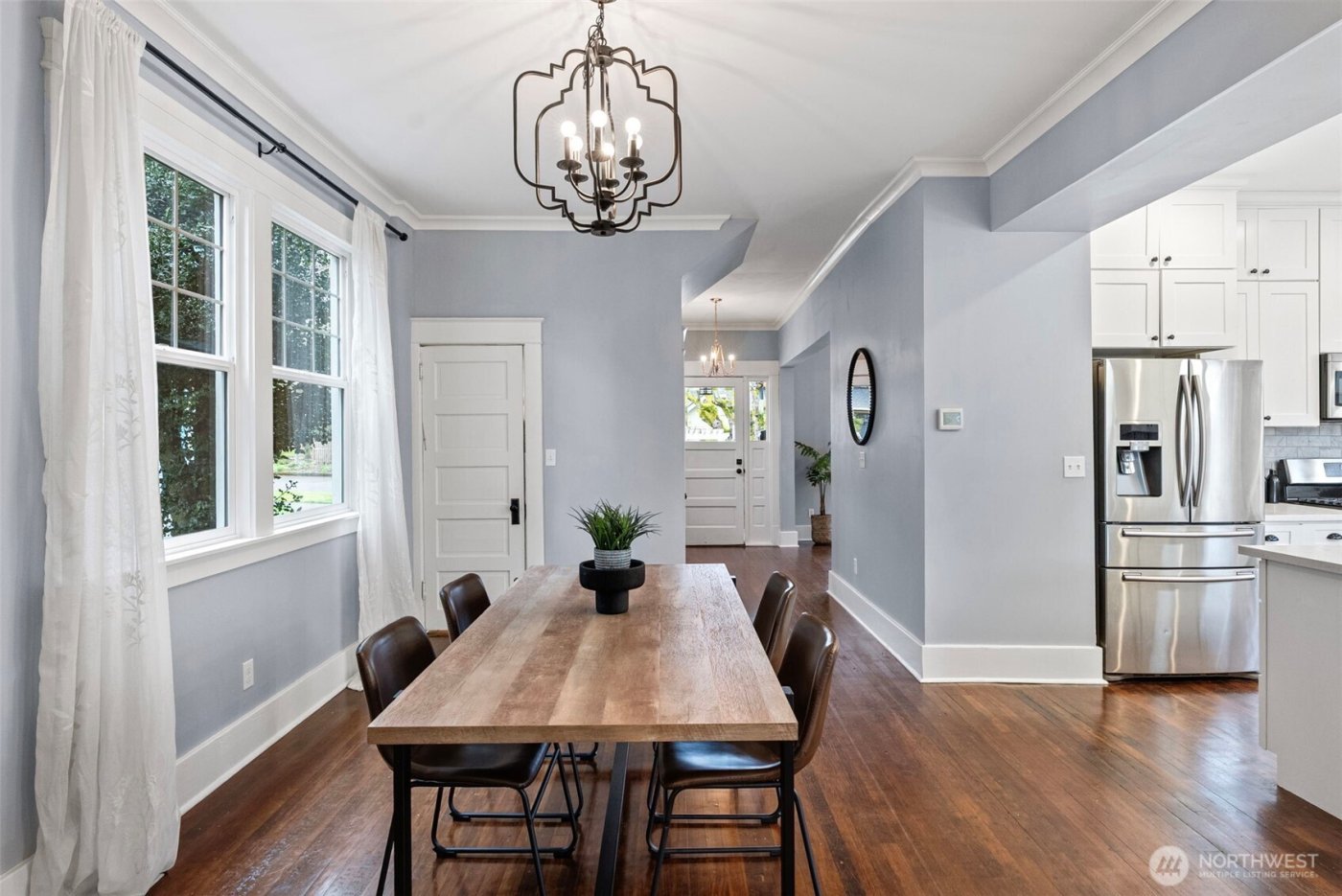 620 N Ainsworth Avenue , Tacoma, WA 98403