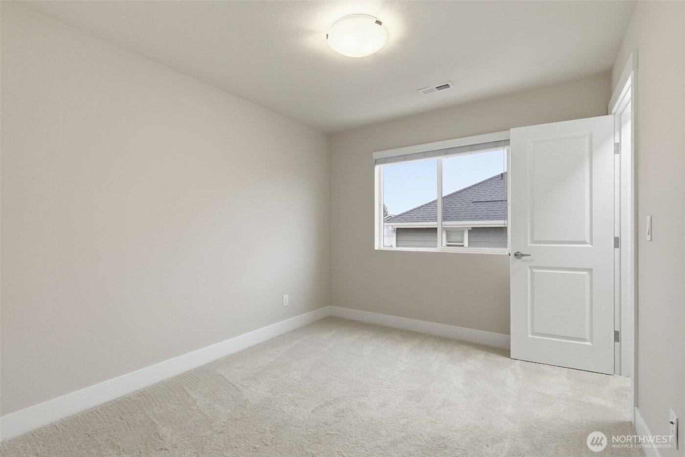 17725 115th Place SE, Renton, WA 98055-5237