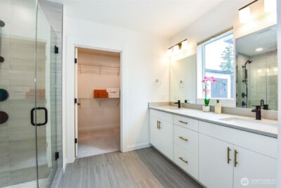 15558 NE 15th Place #301, Bellevue, WA 98007 - Photo 13