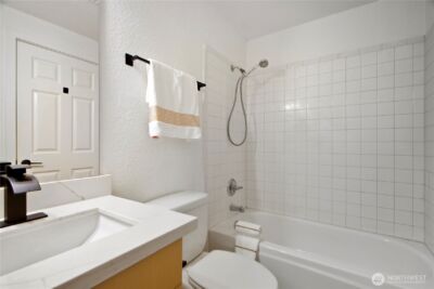 12607 SE 41 Place #H208, Bellevue, WA 98006 - Photo 17