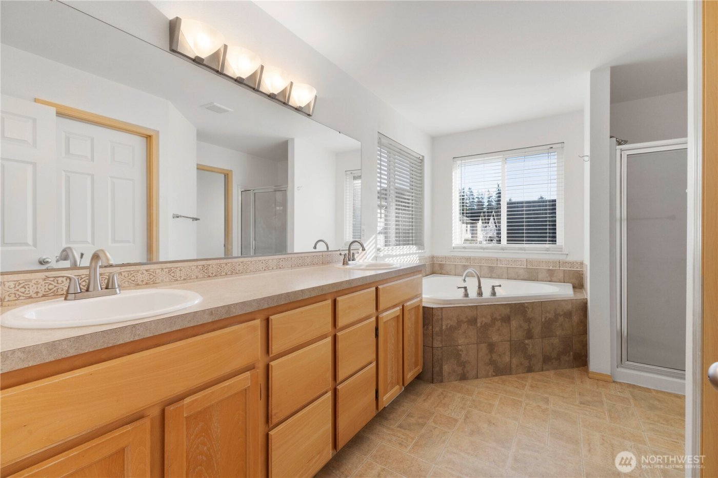 15427 84th Avenue E, Puyallup, WA 98375