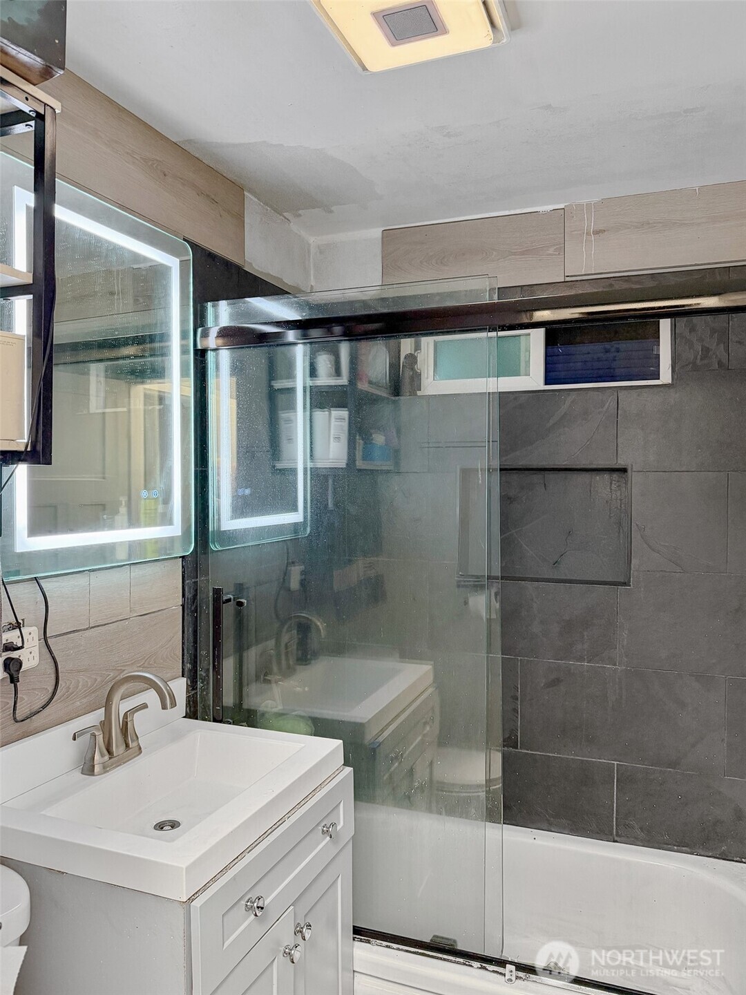 103 E Highland Drive , Arlington, WA 98223