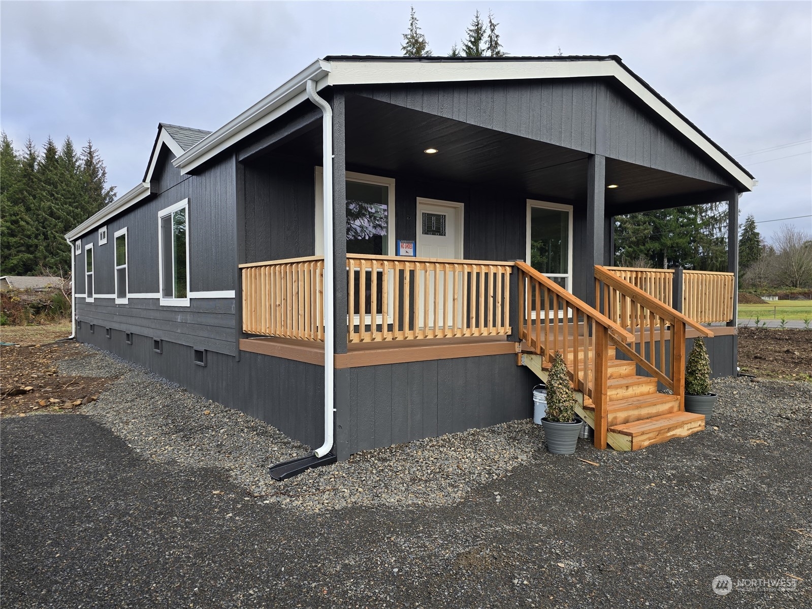 25 Newton Road , Forks, WA 98331