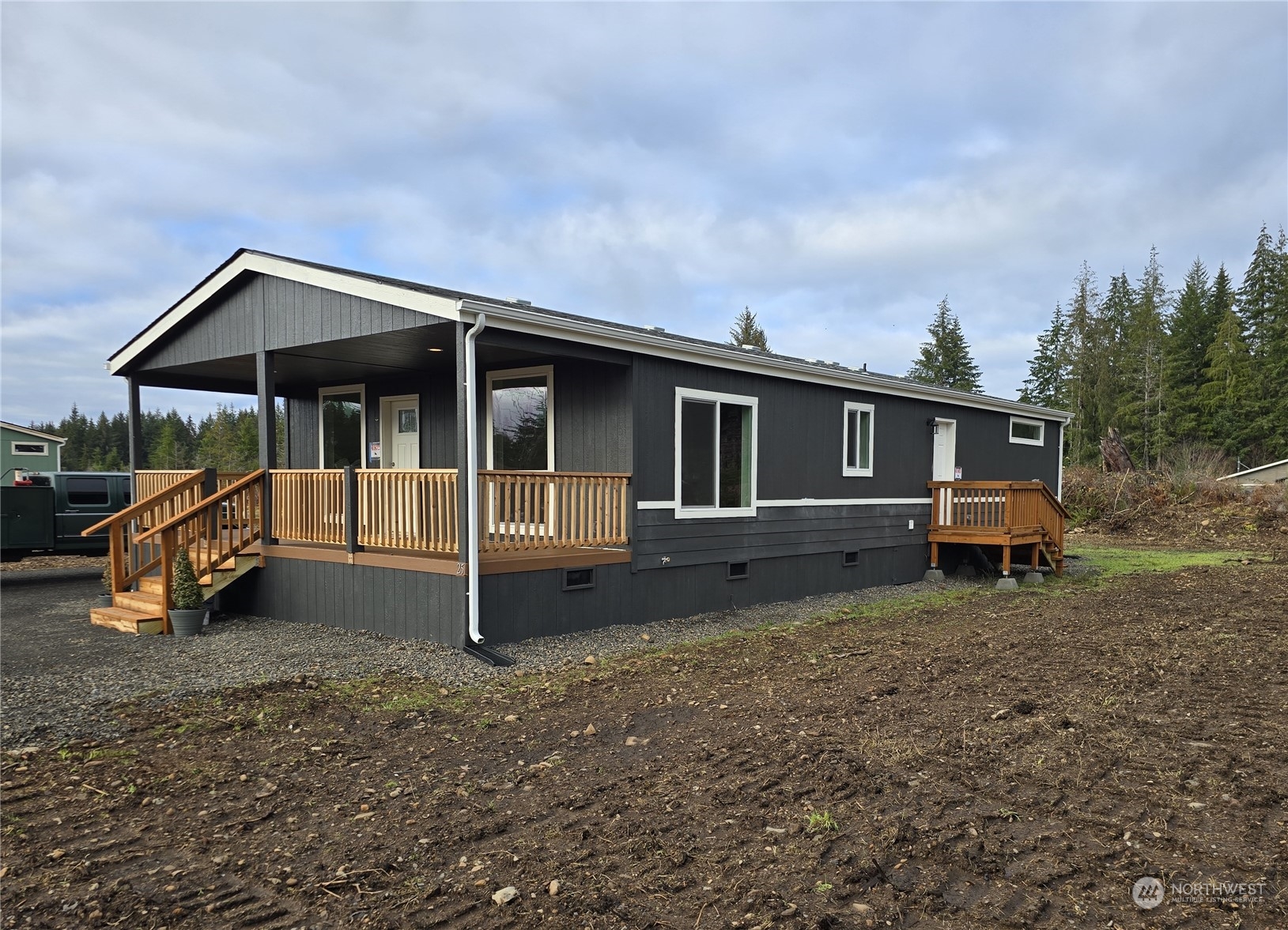 25 Newton Road , Forks, WA 98331