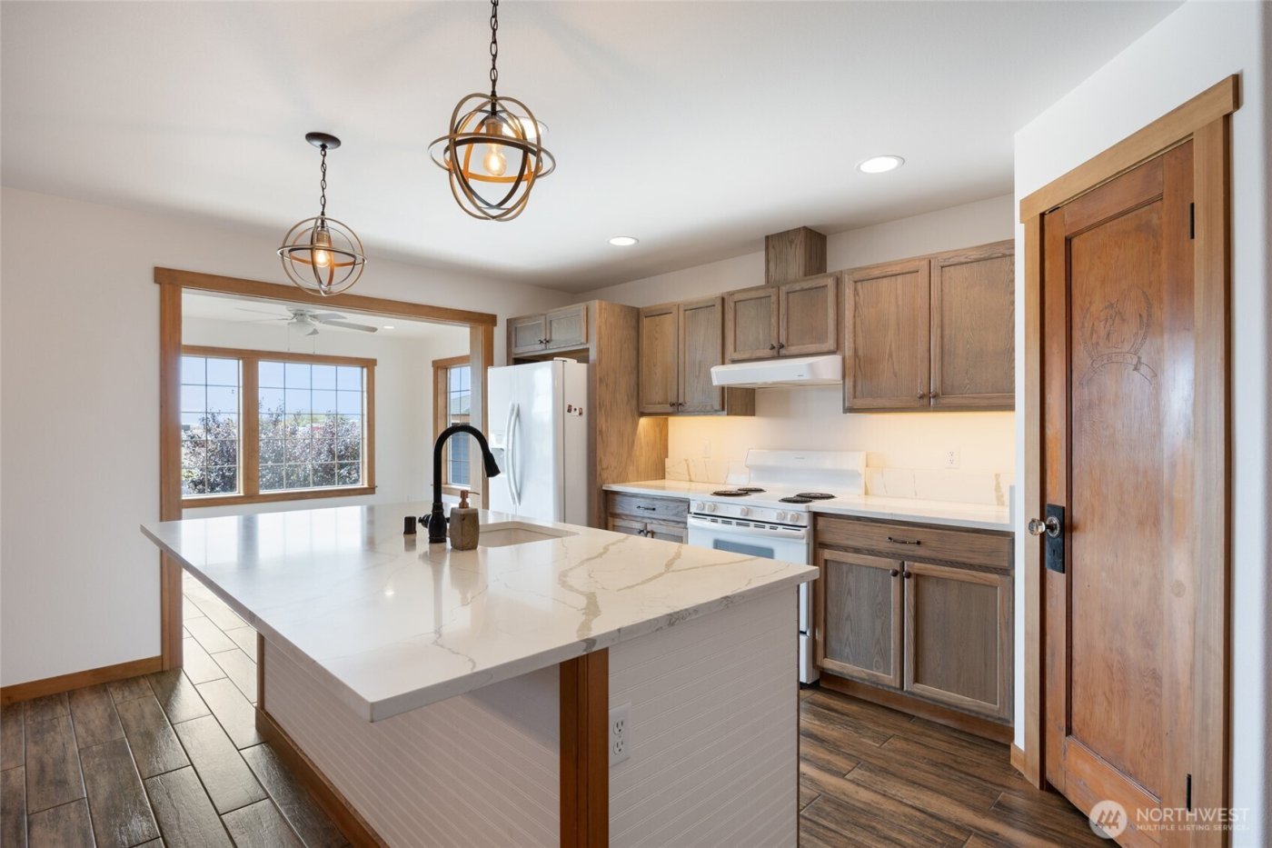 3588 Rd 7.8 NE, Moses Lake, WA 98837