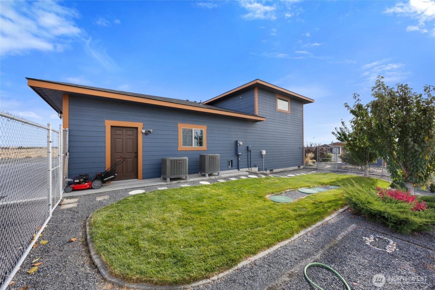 3588 Rd 7.8 NE, Moses Lake, WA 98837