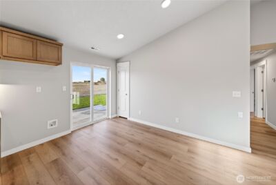 4332 W Sand Hill St , Moses Lake, WA 98837 - Photo 7