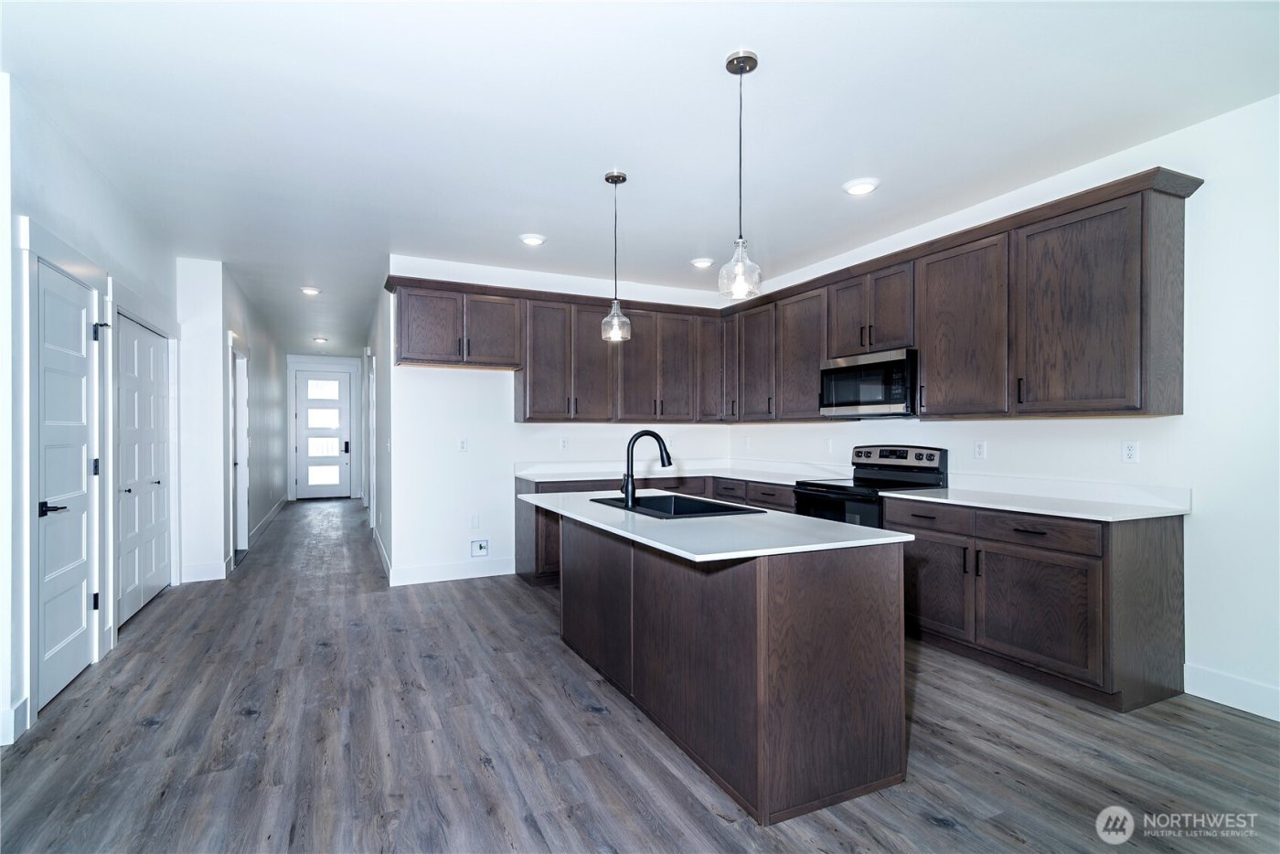 2606 N Snowdrop Street , Ellensburg, WA 98926