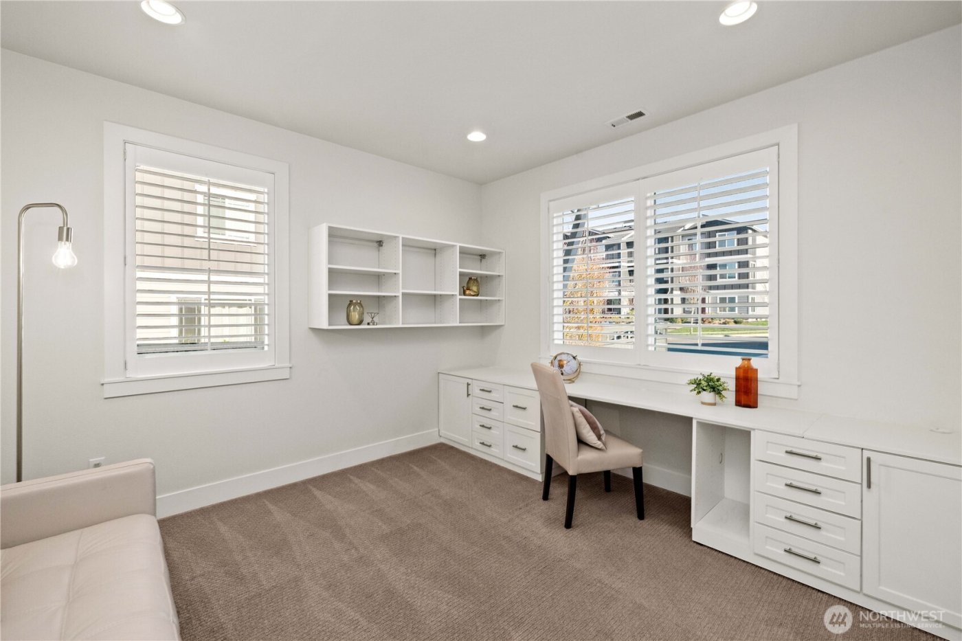 22867 SE Cherry Street , Black Diamond, WA 98010