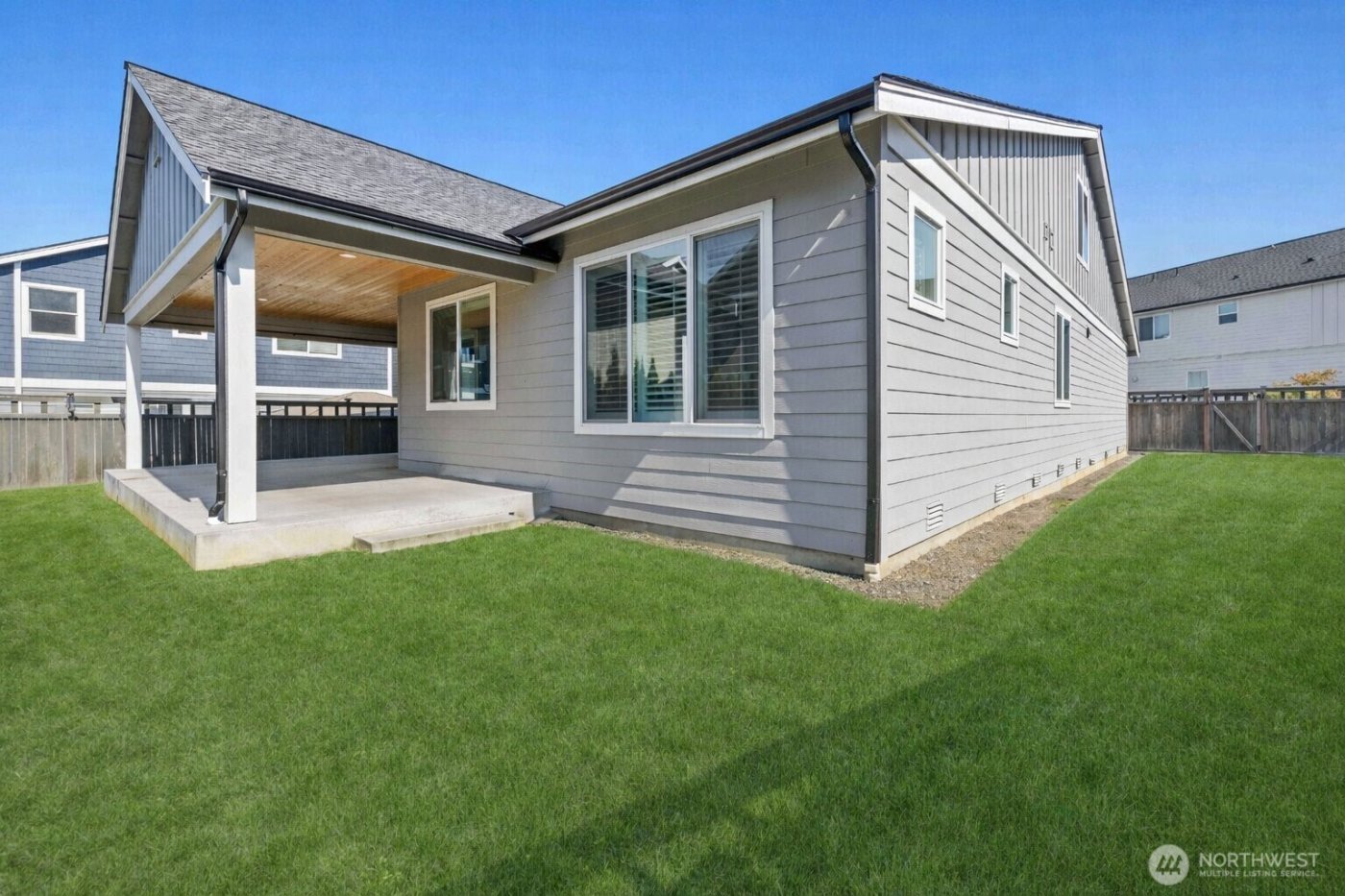 22867 SE Cherry Street , Black Diamond, WA 98010