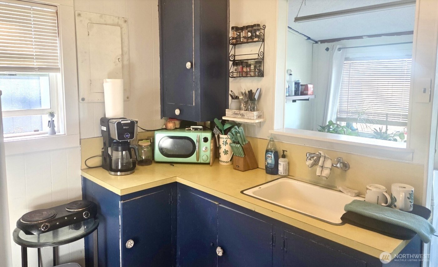 1514 Oregon Avenue N, Long Beach, WA 98611