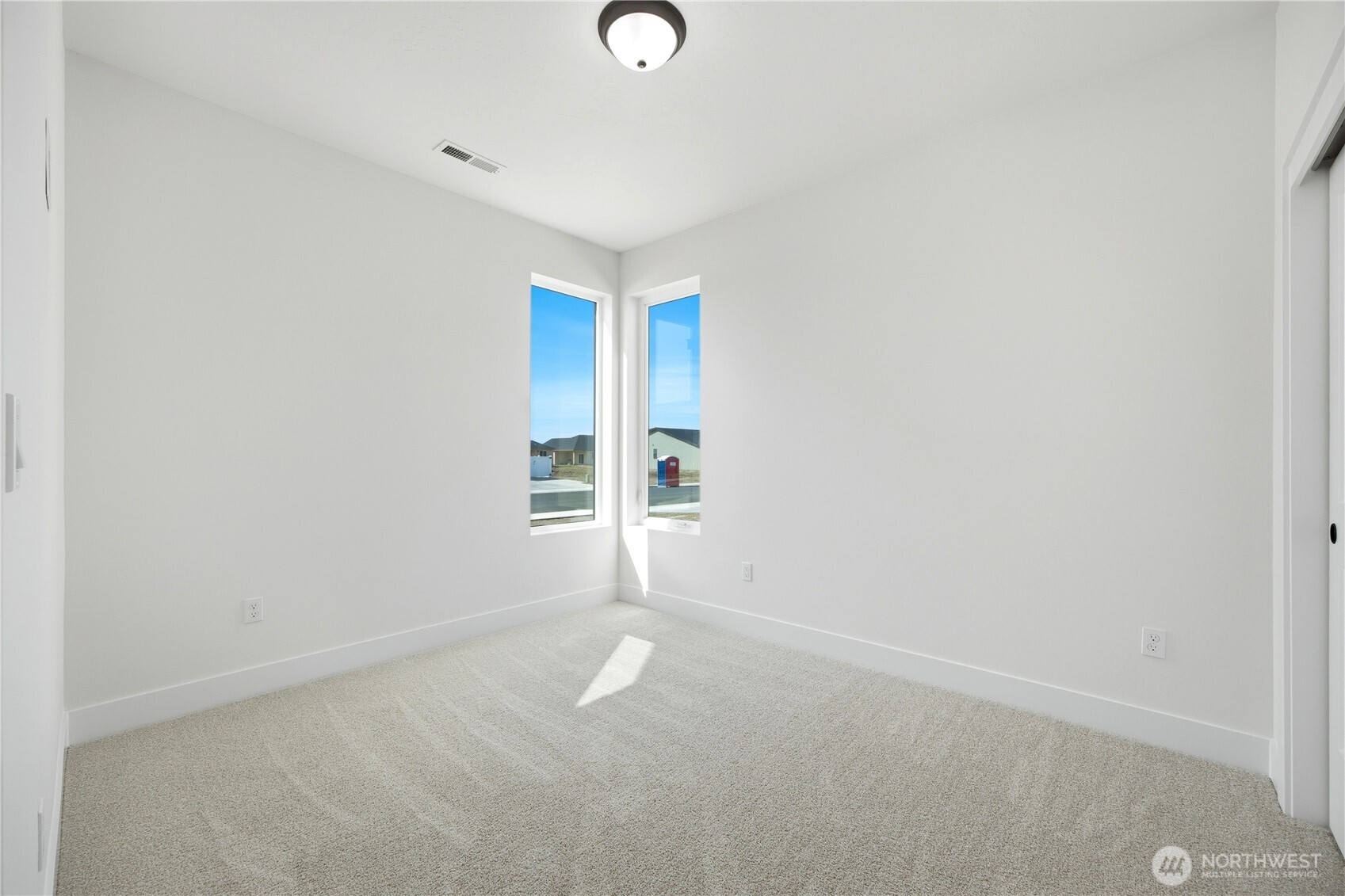 1134 E Mt Hood Street , Othello, WA 99344