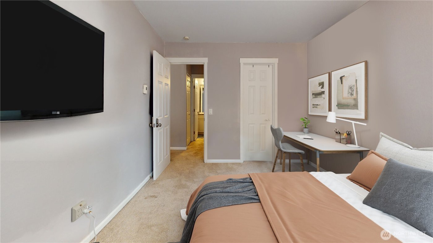 2609 S 272nd Street #33, Kent, WA 98032