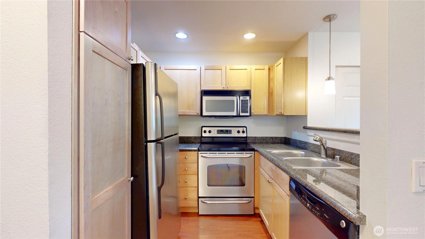 2613 S 272nd Street #21, Kent, WA 98032