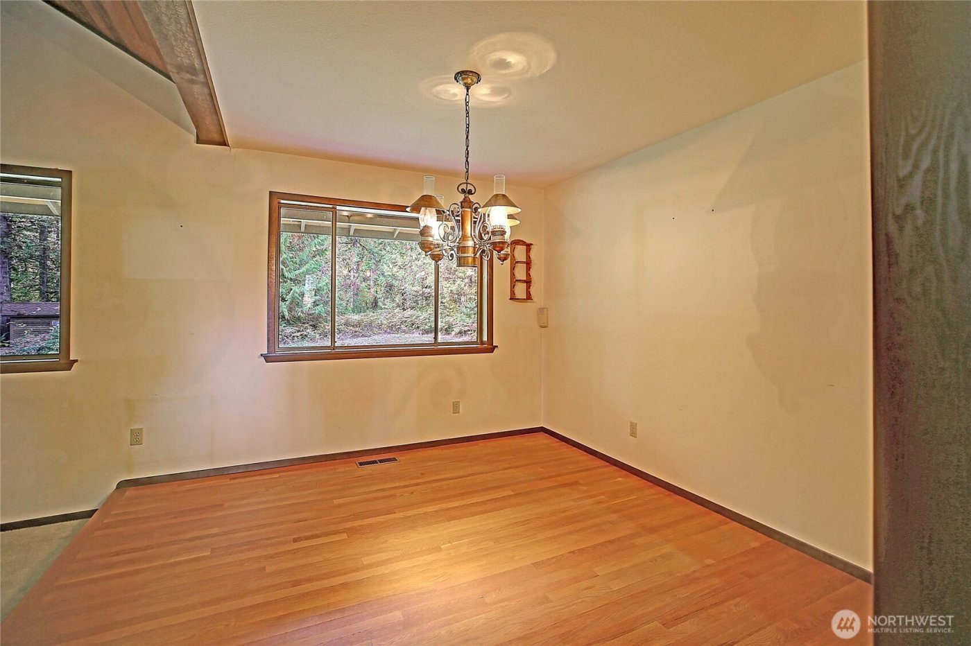 45249 North Brooks Road , Concrete, WA 98327