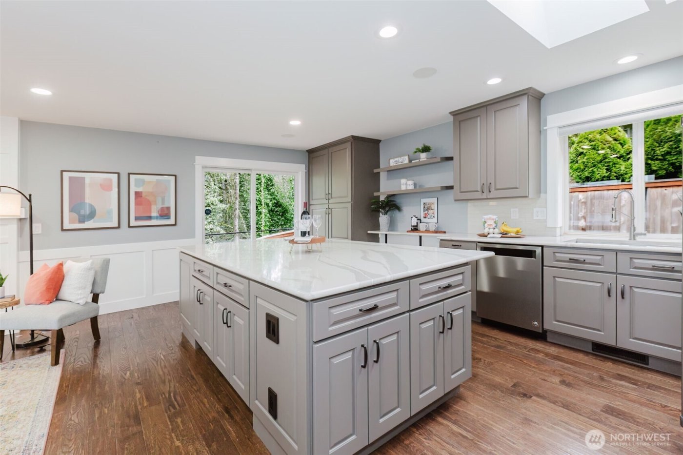 1404 Eastlake Drive , Bremerton, WA 98312