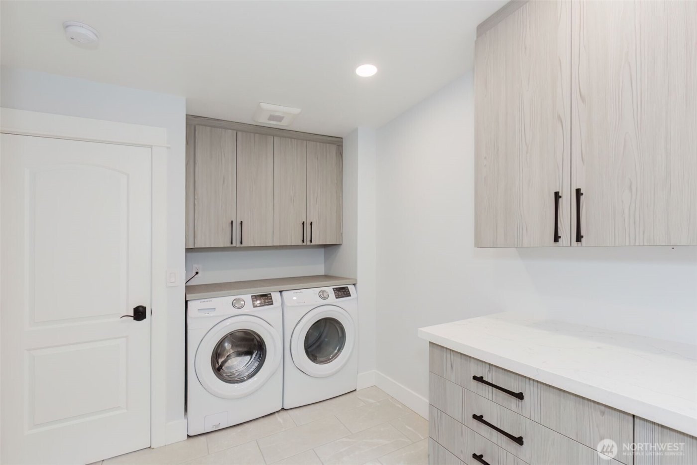 1404 Eastlake Drive , Bremerton, WA 98312