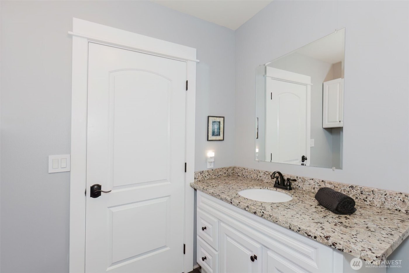 1404 Eastlake Drive , Bremerton, WA 98312