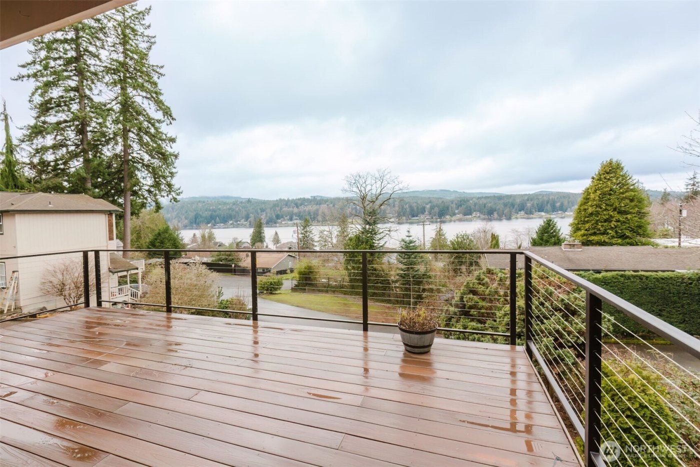 1404 Eastlake Drive , Bremerton, WA 98312