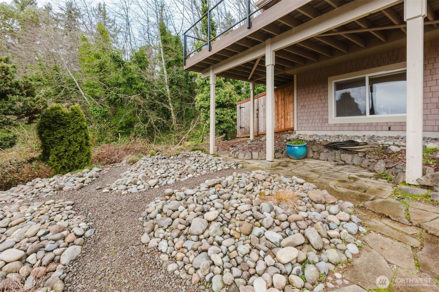 1404 Eastlake Drive , Bremerton, WA 98312