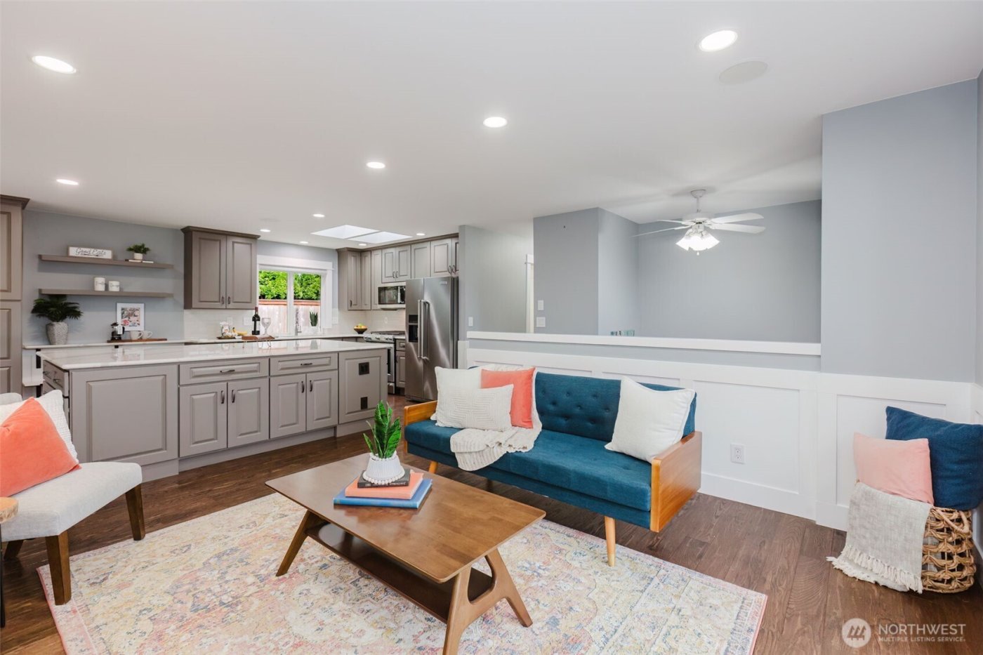 1404 Eastlake Drive , Bremerton, WA 98312